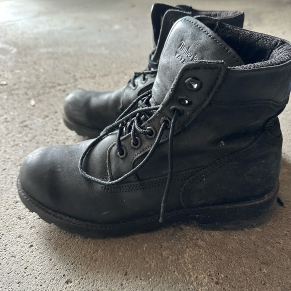Timberland Waterproof All Black boots men’s 7.5 - Picture 1 of 6